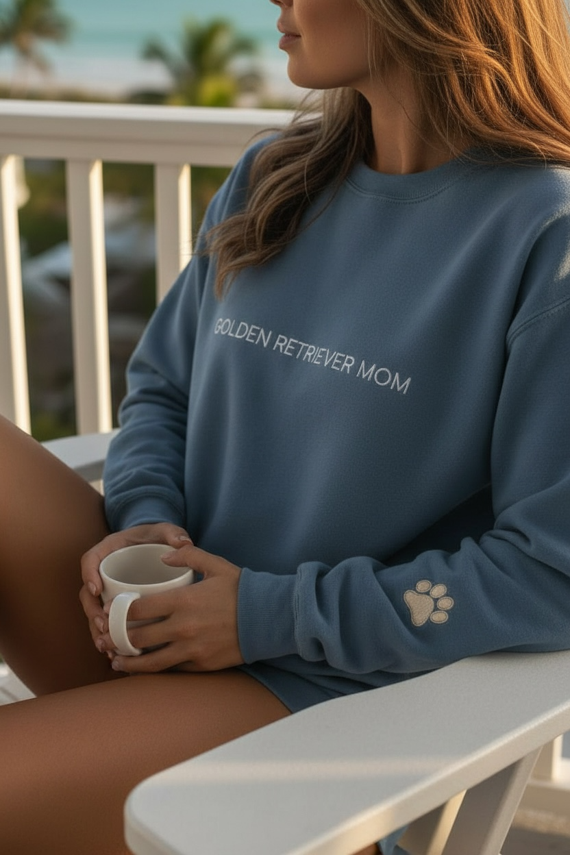 Golden Retriever Mom Sweatshirt | Crewneck