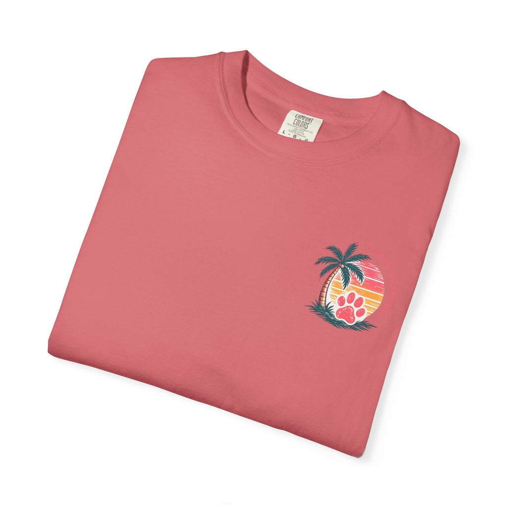 Life Is Golden Golden Retriever Surf Dog T-Shirt | Retro Beach Pineapple